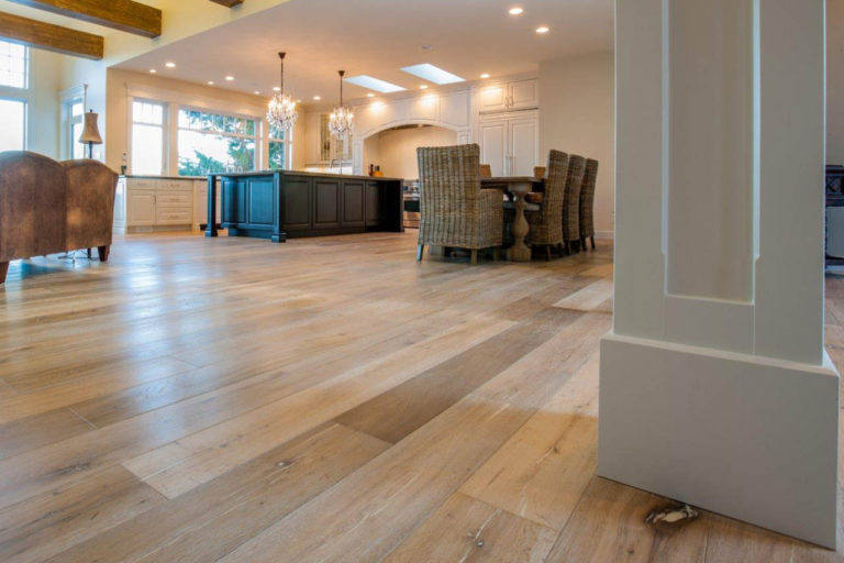 Chateau Collection - St. Luc